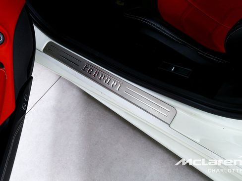 Used 2019 Ferrari 488 GTB RWD image 16