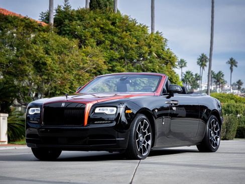 Used 2019 Rolls-Royce Dawn image 12