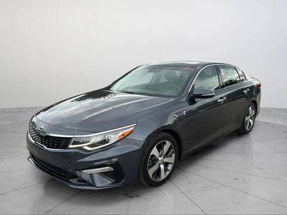 Used 2019 Kia Optima S w/ S Panoramic Sunroof Package