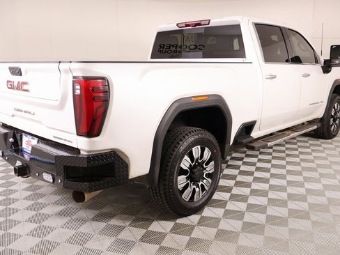 Used 2024 GMC Sierra 2500 Denali w/ Denali Reserve Package image 23