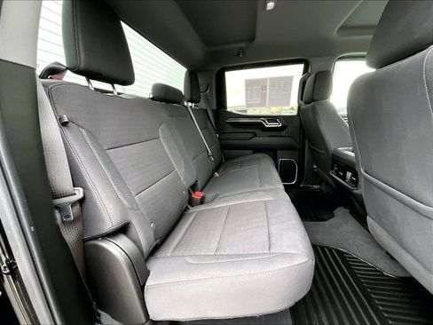 Used 2023 Chevrolet Silverado 1500 RST w/ Z71 Off-Road Package image 16