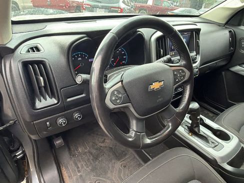 Used 2020 Chevrolet Colorado LT w/ LT Convenience Package image 10
