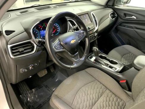 Used 2021 Chevrolet Equinox LT w/ Driver Convenience Package image 10