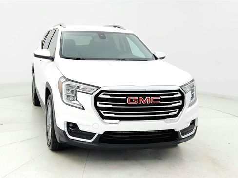 Used 2024 GMC Terrain SLT AWD/4WD image 8