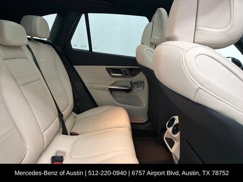 Certified 2024 Mercedes-Benz GLC 300 image 25