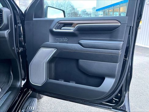 Certified 2024 Chevrolet Silverado 1500 High Country w/ High Country Premium Package image 12