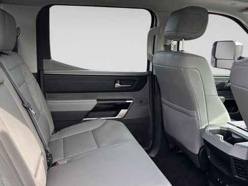 Used 2024 Toyota Tundra Limited image 11
