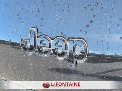 New 2026 Jeep Grand Cherokee L Laredo image 9