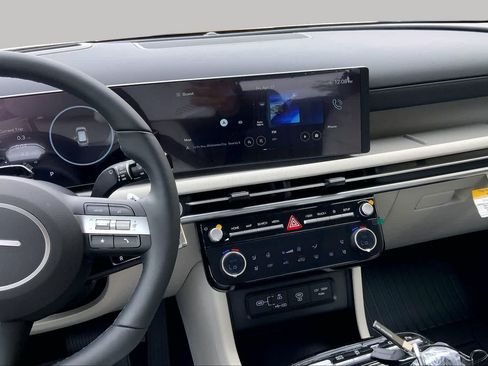New 2026 Hyundai Tucson Limited AWD/4WD image 6