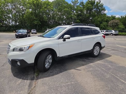 Used 2017 Subaru Outback 2.5i Premium AWD/4WD image 14