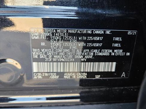 Used 2021 Toyota RAV4 LE image 18