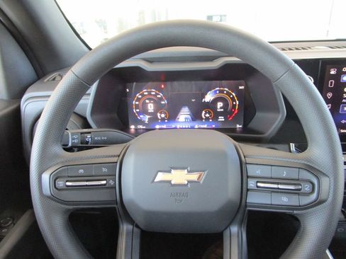 New 2026 Chevrolet Colorado W/T w/ WT Custom Package RWD image 27
