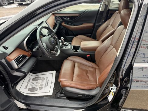 Used 2021 Subaru Outback Touring XT image 3