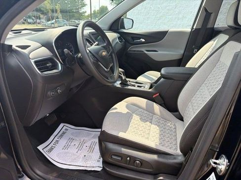 Used 2024 Chevrolet Equinox LS FWD image 13
