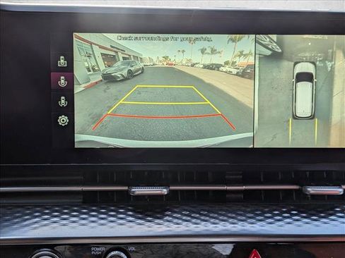 Used 2022 Kia Carnival SX Prestige FWD image 14