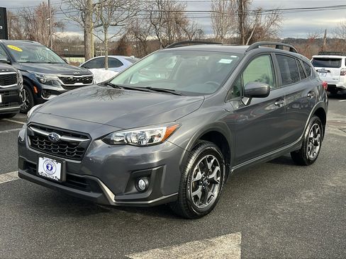 Used 2020 Subaru Crosstrek 2.0i Premium image 3