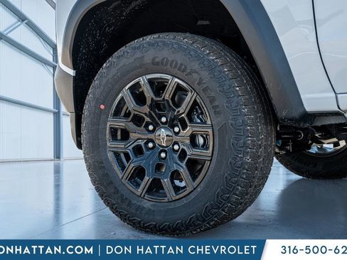 New 2026 Chevrolet Colorado Trail Boss AWD/4WD image 36