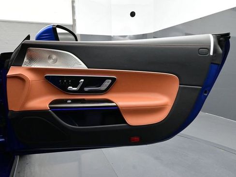 Used 2023 Mercedes-Benz SL 43 AMG SL 43 AMG w/ Driver Assistance Package image 14