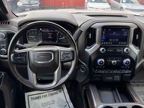 Used 2023 GMC Sierra 2500 Denali w/ Denali Ultimate Package AWD/4WD image 9