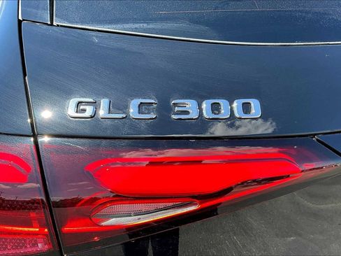 New 2026 Mercedes-Benz GLC 300 image 7