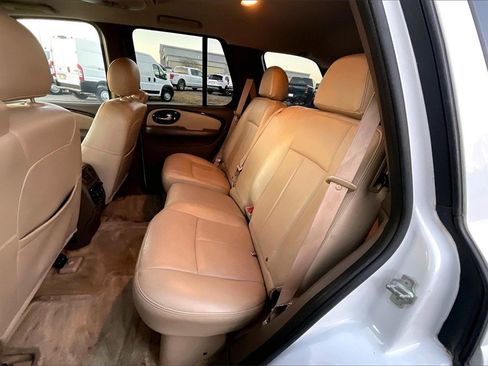 Used 2007 Buick Rainier CXL image 23