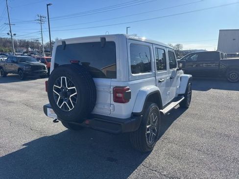 New 2026 Jeep Wrangler Sahara image 7