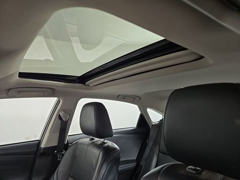 Used 2015 Toyota Avalon XLE Touring image 29