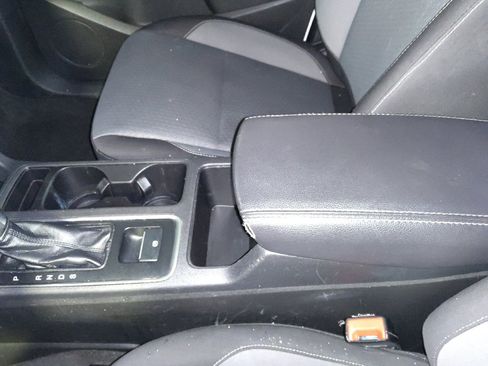 Used 2018 Ford Escape SE FWD image 26