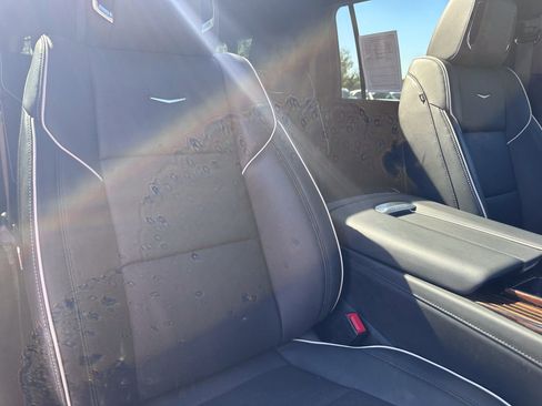 Used 2024 Cadillac Escalade ESV Premium Luxury w/ Performance Package image 46