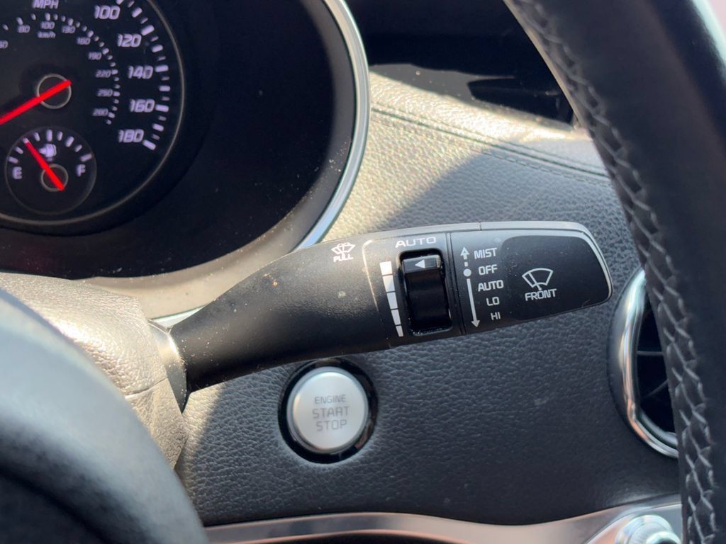 Used 2023 Kia Stinger GT-Line w/ Sun & Sound Package AWD/4WD image 18
