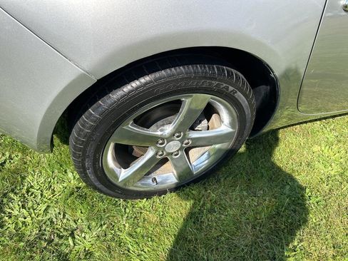 Used 2007 Pontiac Solstice Convertible w/ Premium Package image 35