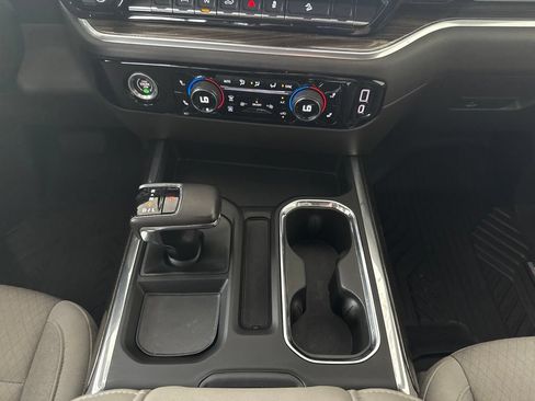 Used 2023 Chevrolet Silverado 1500 RST AWD/4WD image 24