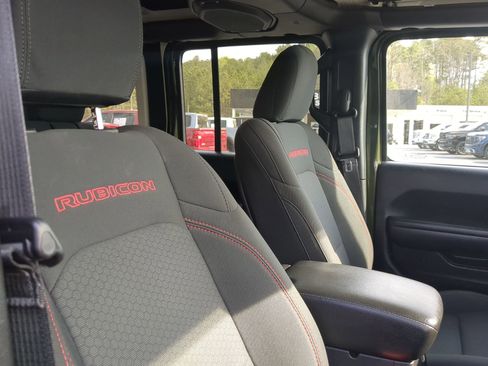 Used 2021 Jeep Wrangler Unlimited Rubicon image 27