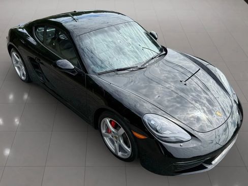 Used 2017 Porsche 718 Cayman S image 12