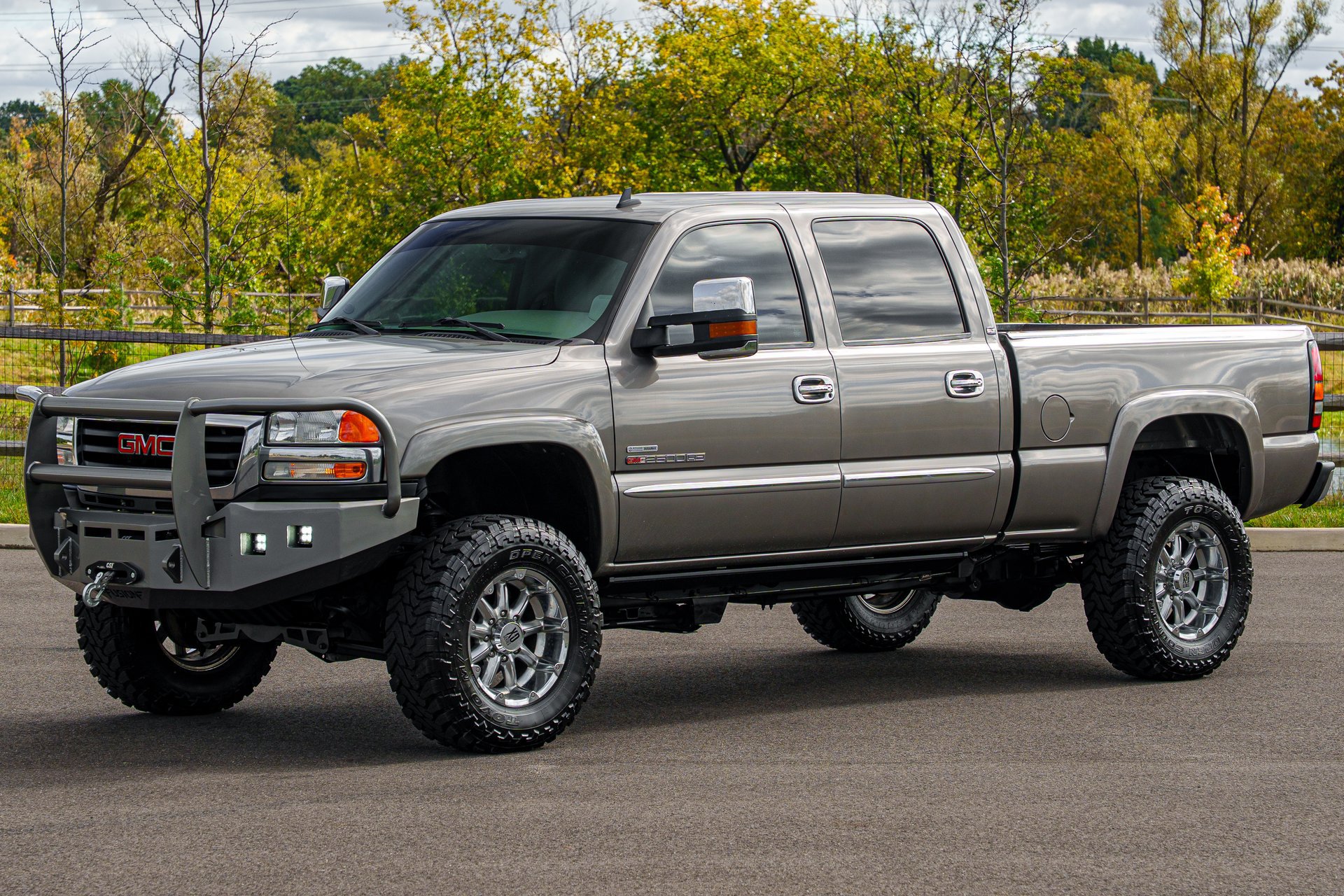 Used 2007 GMC Sierra 2500 SLT w/ Heavy-Duty Power Package AWD/4WD image 5