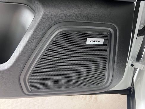 Certified 2023 Porsche Macan Turbo AWD/4WD image 30