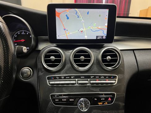 Used 2016 Mercedes-Benz C 300 Sedan image 33