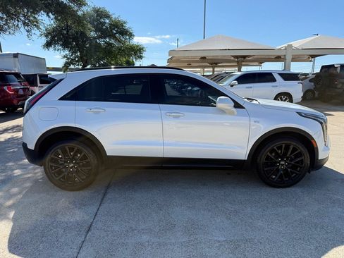Used 2019 Cadillac XT4 Sport w/ LPO, Midnight Sport Package AWD/4WD image 8