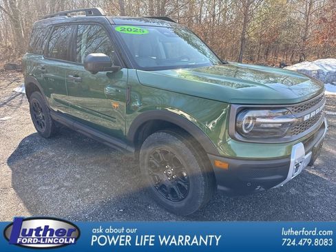 Used 2025 Ford Bronco Sport Badlands image 1