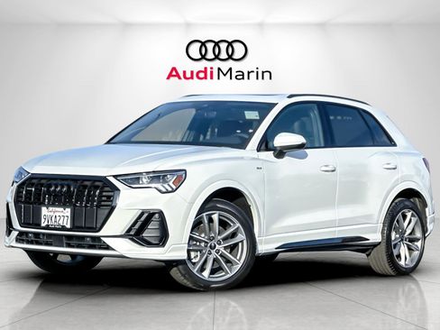 Used 2025 Audi Q3 2.0T Premium w/ Convenience Package image 1