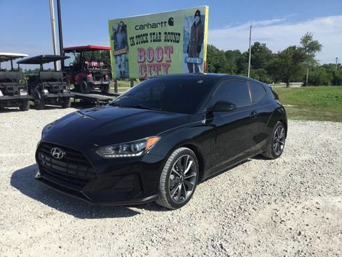 Used 2019 Hyundai Veloster 2.0 Premium image 8