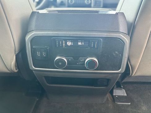 Used 2018 Ford Expedition Max XLT w/ Equipment Group 201A AWD/4WD image 23