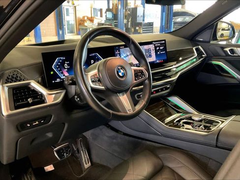 Used 2025 BMW X6 xDrive40i AWD/4WD image 16