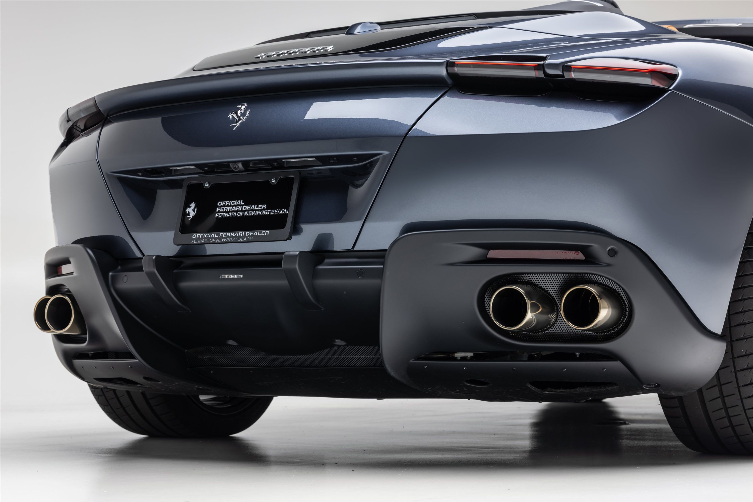 Certified 2025 Ferrari Roma Spider RWD image 14