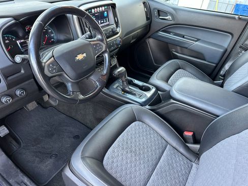 Used 2017 Chevrolet Colorado Z71 image 9