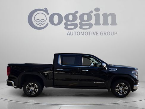 Used 2025 GMC Sierra 1500 SLT RWD image 6
