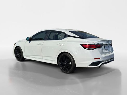 Used 2024 Nissan Sentra SR image 3
