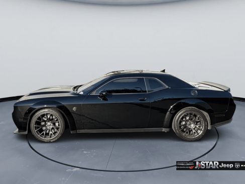 Used 2021 Dodge Challenger SRT Hellcat Redeye RWD image 8