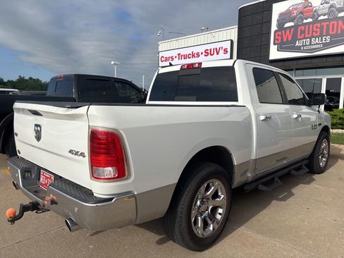 Used 2017 RAM 1500 Laramie w/ Convenience Group AWD/4WD image 5