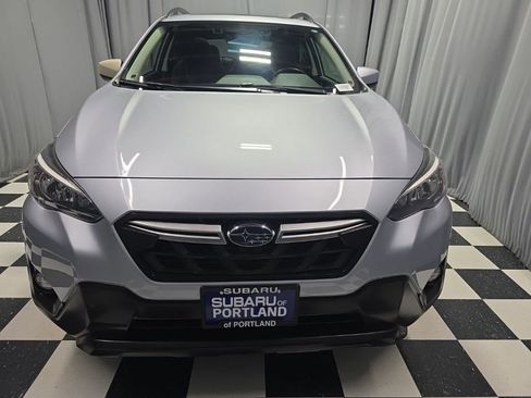 Used 2021 Subaru Crosstrek 2.0i Premium w/ Moonroof Package AWD/4WD image 2